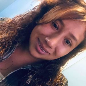 Meet your Posher, Adriana